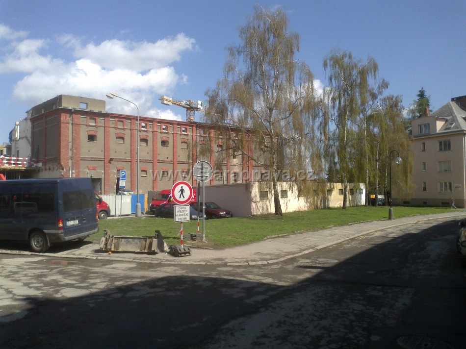 20042012181.jpg